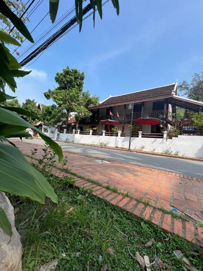 Golden Lotus Namkhan View Luang Prabang Exterior foto