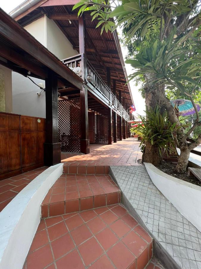 Golden Lotus Namkhan View Luang Prabang Exterior foto