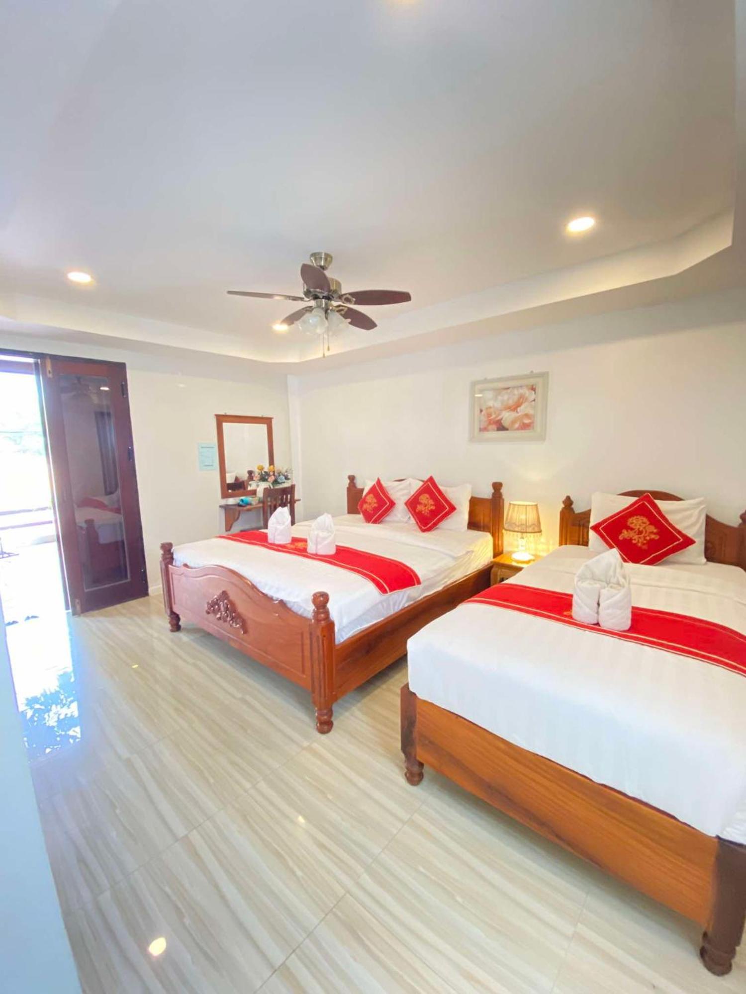 Golden Lotus Namkhan View Luang Prabang Exterior foto