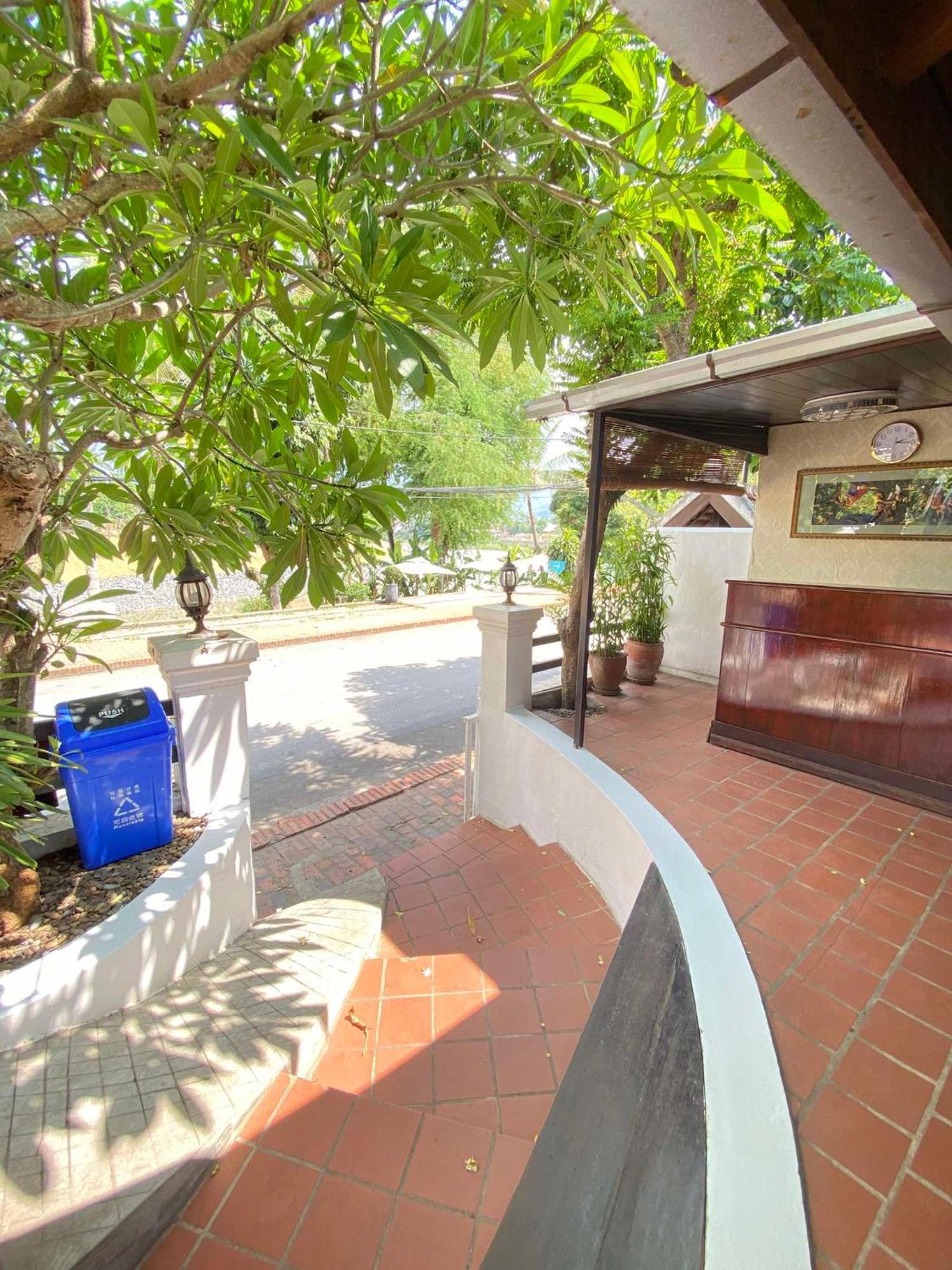 Golden Lotus Namkhan View Luang Prabang Exterior foto